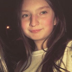 Meet your Posher, Abbey